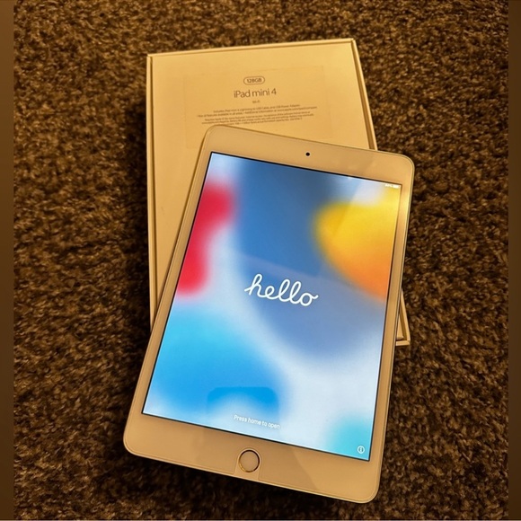 iPad Mini 4th generation 128 GB Wi-Fi only - Picture 3 of 5
